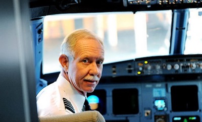 「ハドソン川の奇跡」機長のモデル・サレンバーガー・パイロットに人生を捧げた男